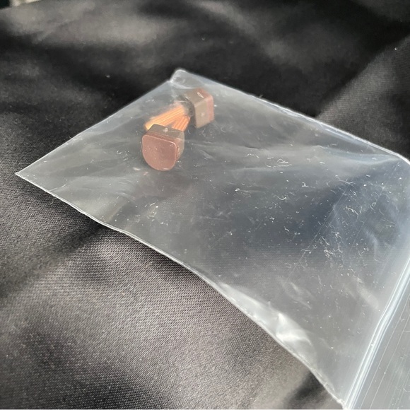 COPY - YSL Tribute Suede Leather Platform Pumps - Picture 11 of 11